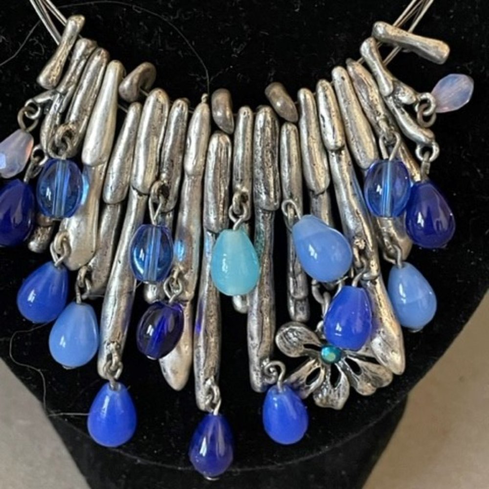 Chicos Gorgeous Fetish Style Necklace base metal with Glass Beads